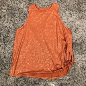 Knotted tank top